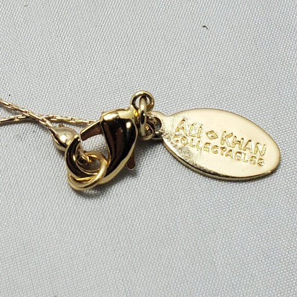 Ali Khan carnelian stone multi color beaded necklace with gold chain - Picture 7 of 11